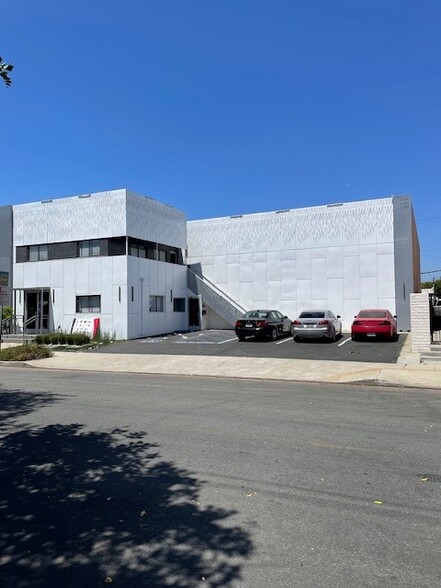 3383-3385 Olive Ave, Signal Hill, CA en alquiler - Foto del edificio - Imagen 1 de 29