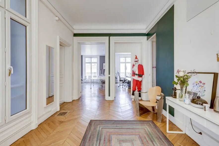 25 Rue Du Général Foy, Paris en alquiler - Foto del edificio - Imagen 2 de 15