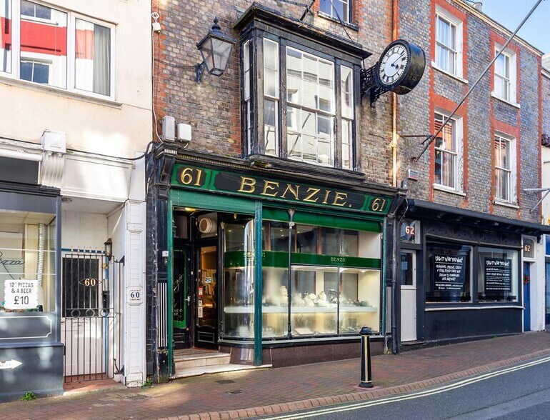 61 High St, Cowes en venta - Foto del edificio - Imagen 2 de 42