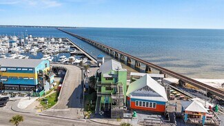 Más detalles de 113 S Beach Blvd, Bay Saint Louis, MS - Local en venta