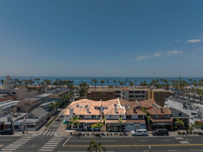 611 E Balboa Blvd, Newport Beach, CA en venta - Foto del edificio - Imagen 1 de 27