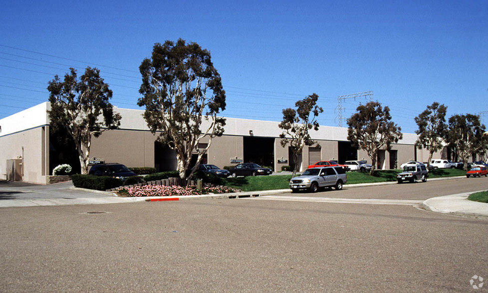 2702 Southport Way, National City, CA en alquiler - Foto del edificio - Imagen 3 de 7