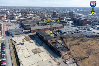 248 Pine St, Pawtucket, RI - VISTA AÉREA  vista de mapa - Image1