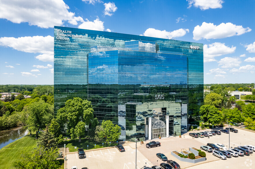 505 N Highway 169, Plymouth, MN en alquiler - Foto del edificio - Imagen 1 de 15