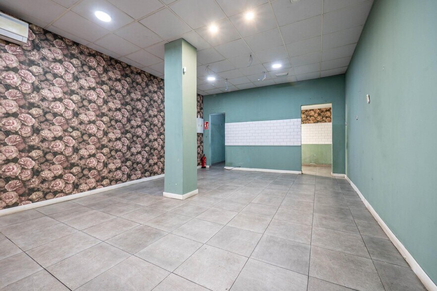 Local en Armilla, Granada en venta - Foto del edificio - Imagen 3 de 35
