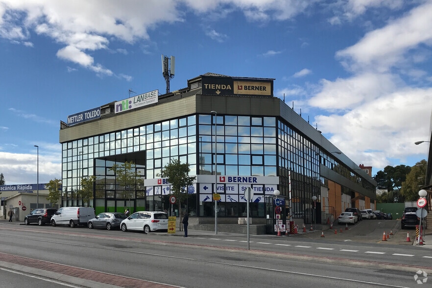 Avenida San Pablo, 28, Coslada, Madrid en venta - Foto del edificio - Imagen 2 de 5