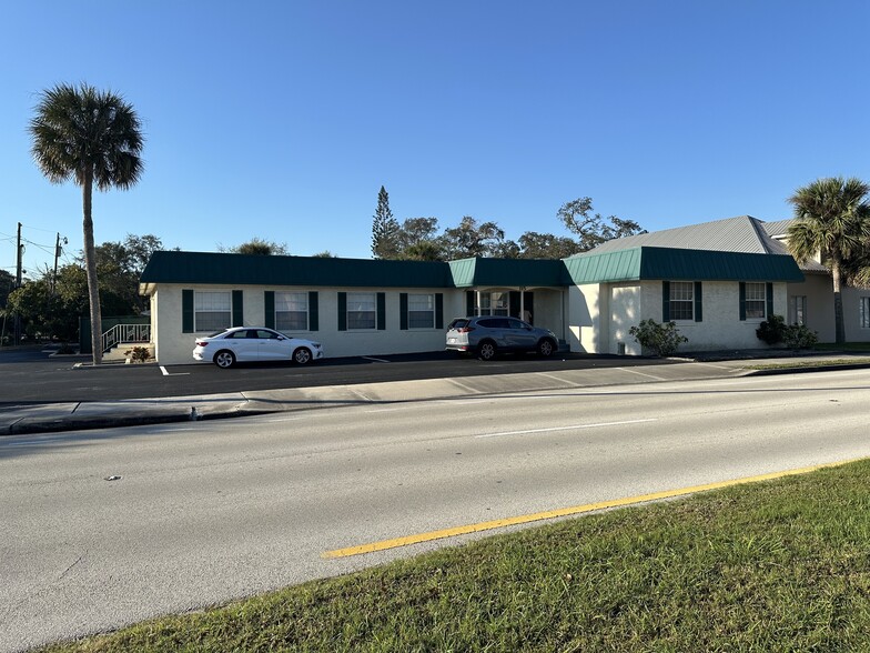 115 E New Haven Ave, Melbourne, FL en venta - Foto del edificio - Imagen 1 de 14