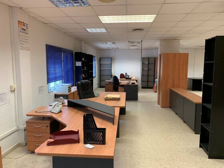 Polígono Sen-1 Entrenucleos, S/N, Dos Hermanas, Sevilla en alquiler - Foto del edificio - Imagen 3 de 14