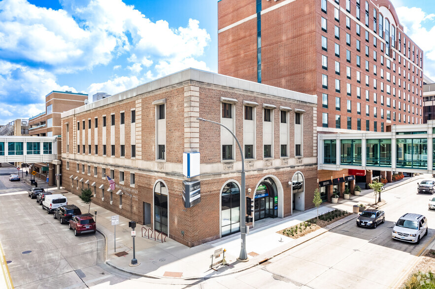 102 S Broadway, Rochester, MN en alquiler - Foto del edificio - Imagen 1 de 21