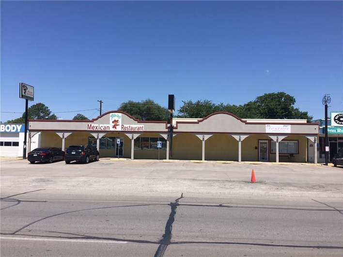 5436 River Oaks Blvd, River Oaks, TX en alquiler - Foto del edificio - Imagen 1 de 2