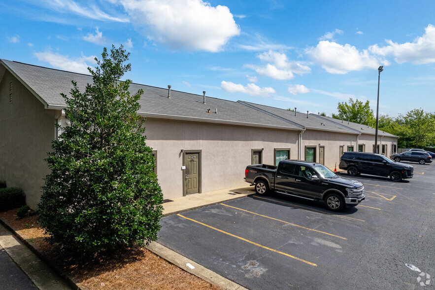 2070 Attic Pky NW, Kennesaw, GA en alquiler - Foto del edificio - Imagen 3 de 20