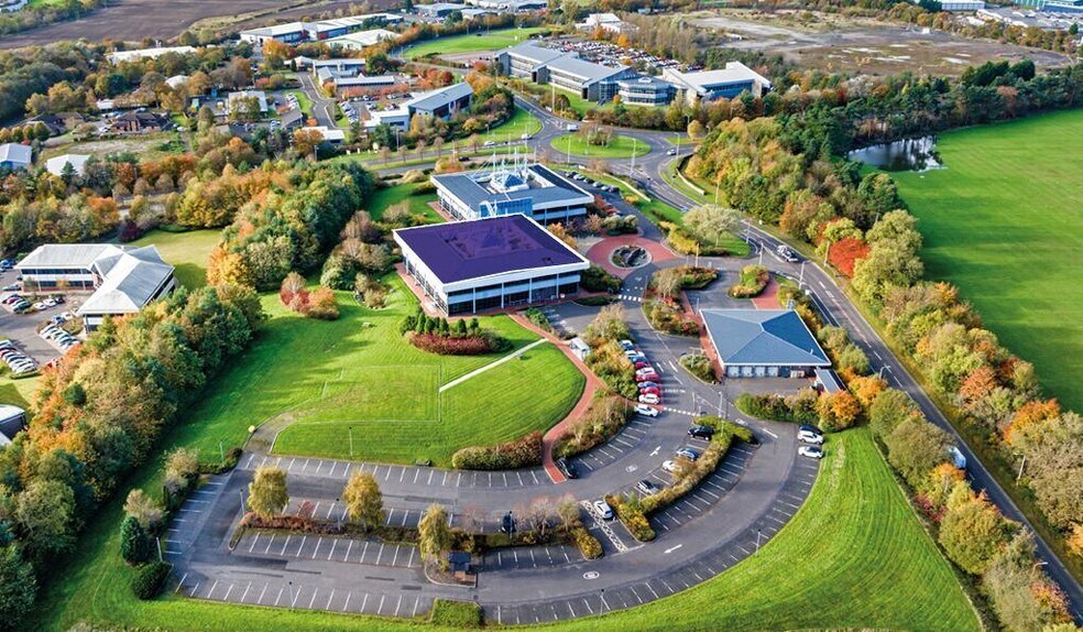 Carnegie Av, Dunfermline en alquiler - Foto del edificio - Imagen 3 de 12