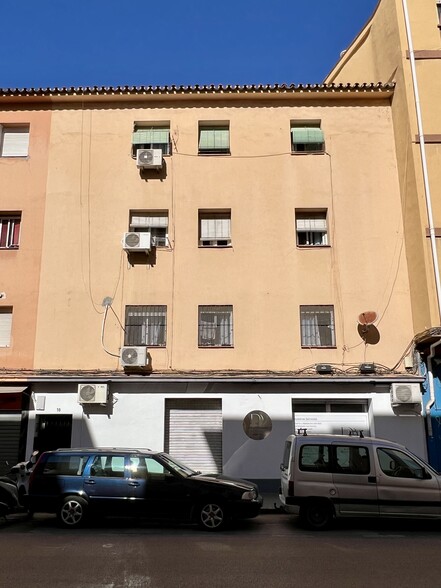 Edificio residencial en Málaga, Málaga en venta - Foto del edificio - Imagen 2 de 10