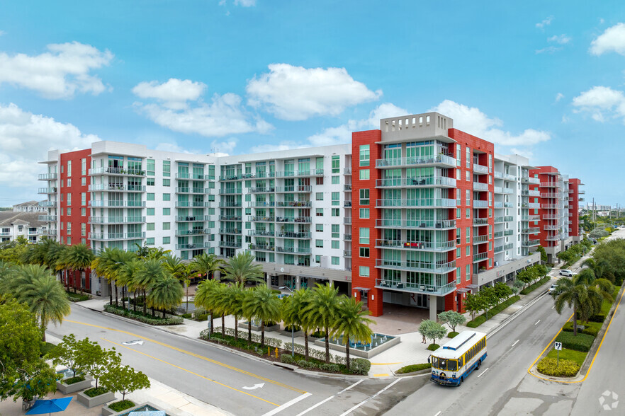 7671 NW 107th Ave, Doral, FL en alquiler - Foto del edificio - Imagen 1 de 17