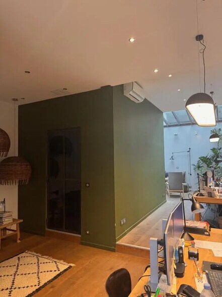 4 Place Ludovic Monnier, Champagne-au-Mont-d'Or en venta - Foto del interior - Imagen 3 de 7