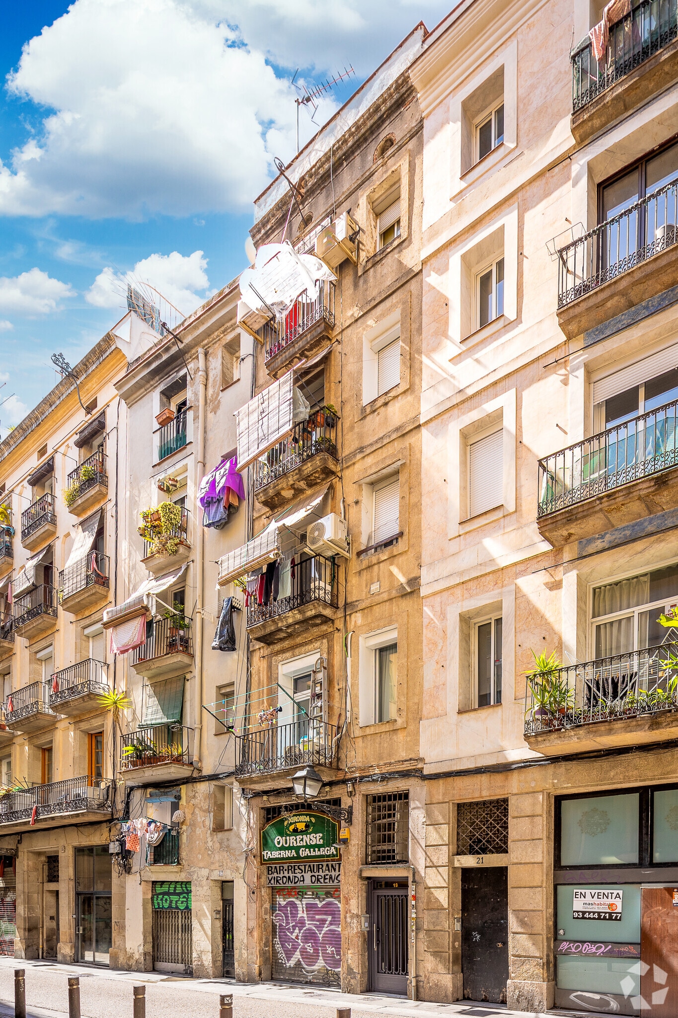 Edificio residencial en Barcelona, Barcelona en venta Foto principal- Imagen 1 de 1