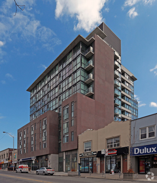 2053-2057 Danforth Ave, Toronto, ON en alquiler - Foto del edificio - Imagen 1 de 26