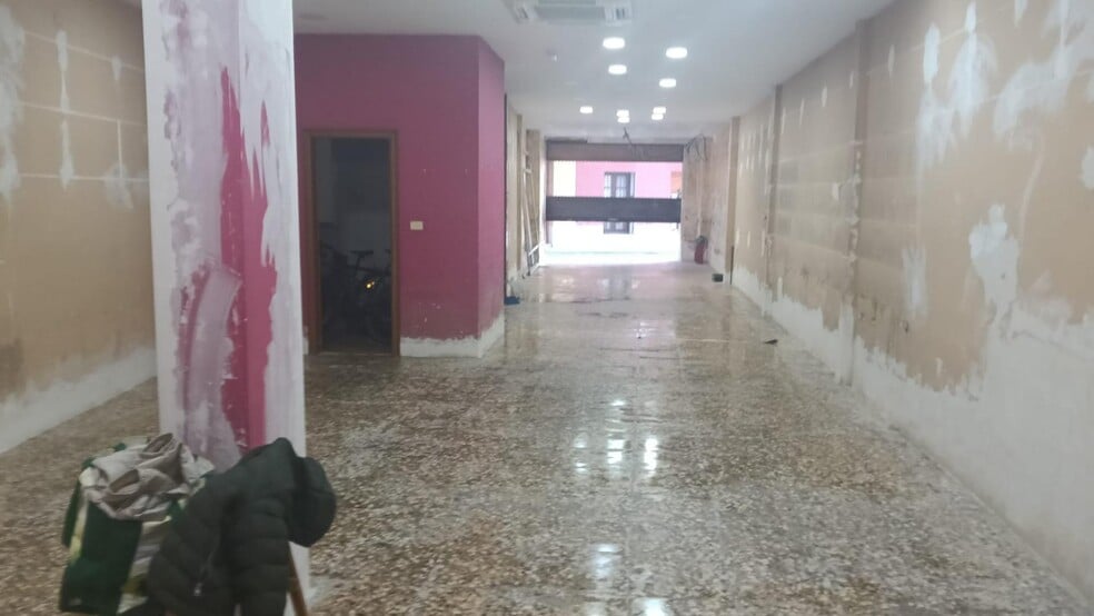 Local en Algemesí en alquiler - Foto del interior - Imagen 3 de 8