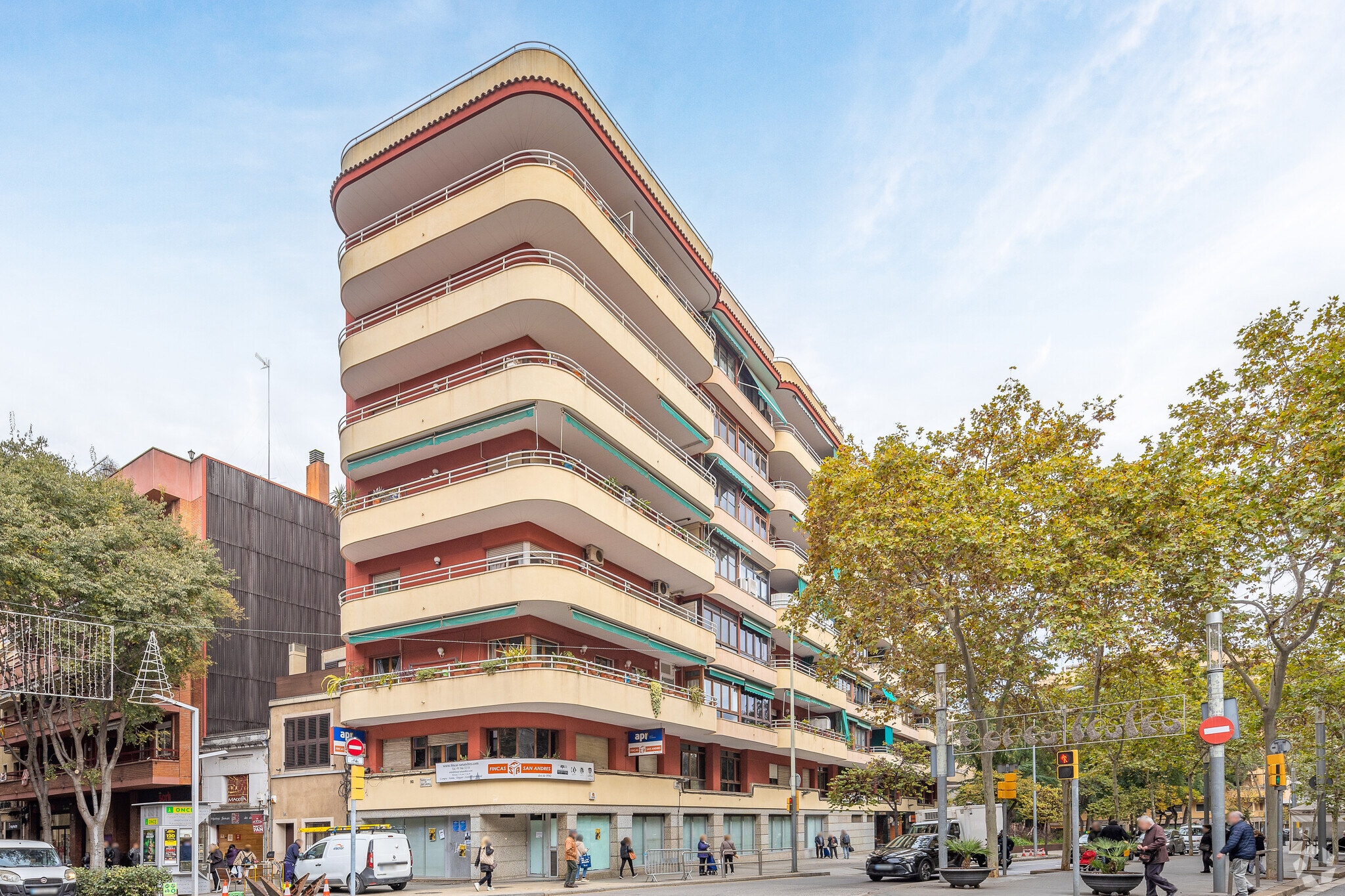 Edificio residencial en Barcelona, Barcelona en venta Foto principal- Imagen 1 de 4