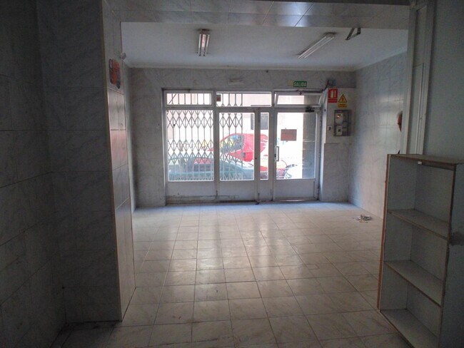 Más detalles de Local en alquiler