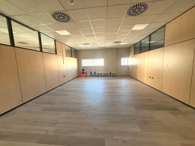 Más detalles de Oficina en alquiler