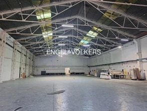 Nave en L'Hospitalet de Llobregat, Barcelona en alquiler Foto del interior- Imagen 1 de 4