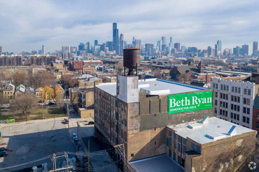 1932 S Halsted St, Chicago, IL en alquiler - Vista aérea - Imagen 3 de 9