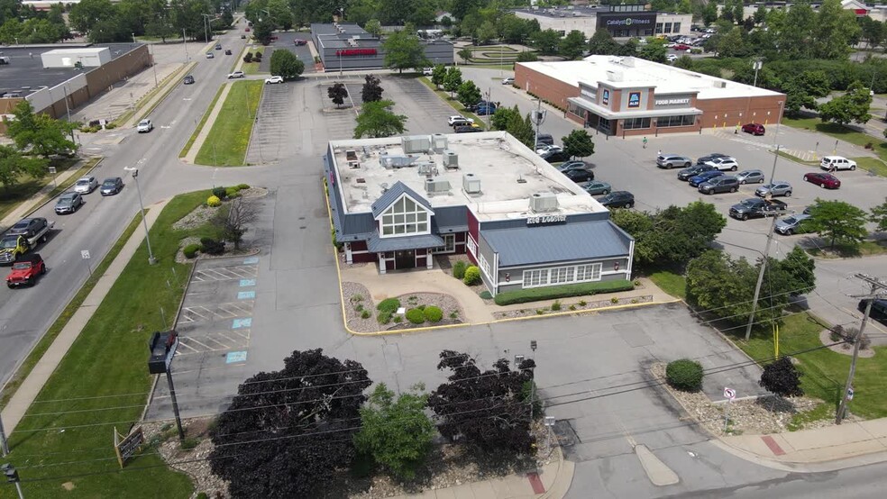 4010 Maple Rd, Amherst, NY en venta - Vídeo de anuncio comercial - Imagen 2 de 10