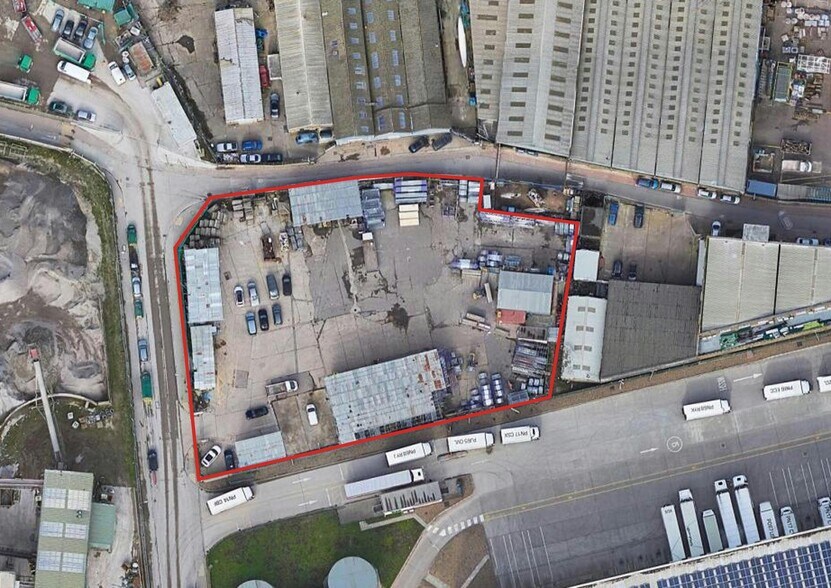 Riverside Rd, London en alquiler - Foto del edificio - Imagen 1 de 3