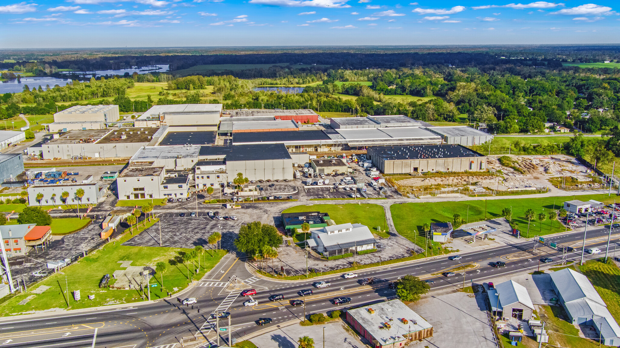 15486 US Highway 301, Dade City, FL en alquiler Foto del edificio- Imagen 1 de 10