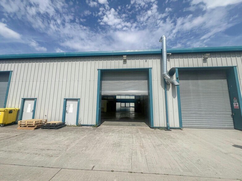 Unit D1 Triumph Business Park, Speke, Liverpool en alquiler - Foto del edificio - Imagen 3 de 16