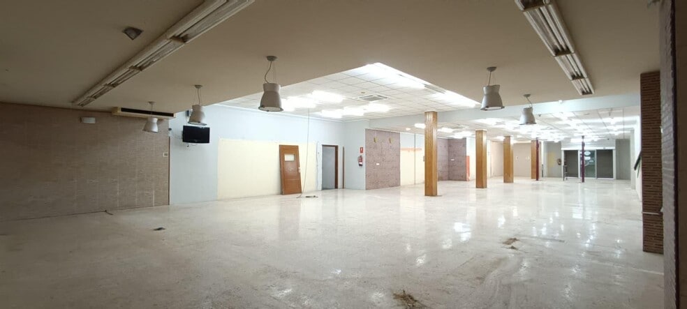 Local en Carlet, Valencia en alquiler - Foto del interior - Imagen 3 de 36