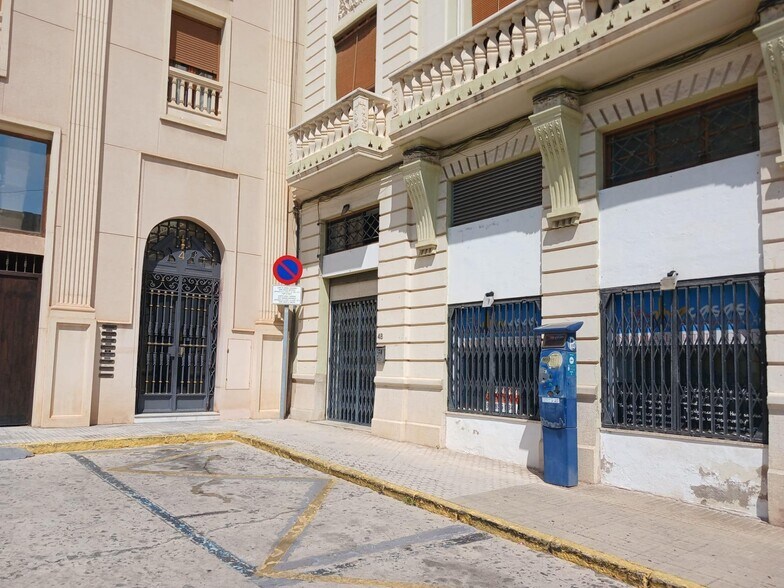 Local en Oliva, Valencia en venta - Foto del edificio - Imagen 2 de 2