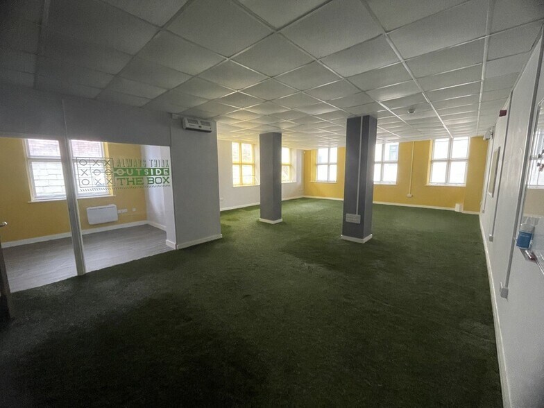 63-65 East Para, Bradford en venta - Foto del interior - Imagen 2 de 6