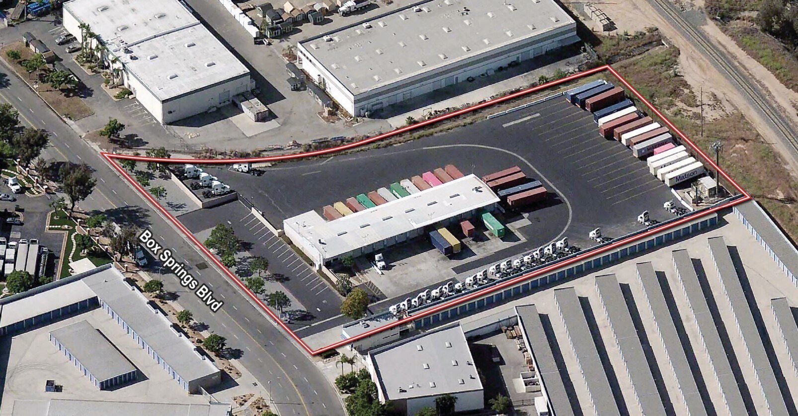 6550 Box Springs Blvd, Riverside, CA en alquiler Foto del edificio- Imagen 1 de 6