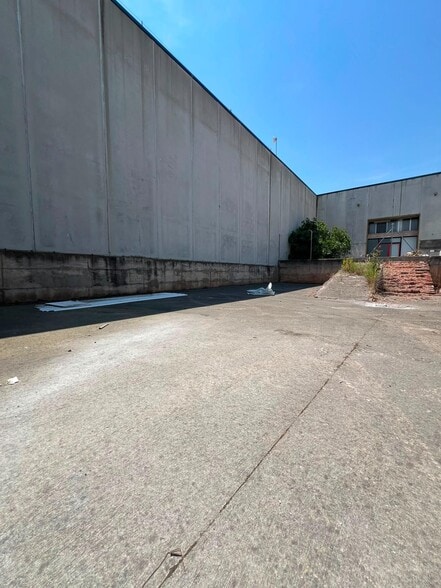 Nave en Sant Fruitós de Bages, Barcelona en alquiler - Foto del edificio - Imagen 2 de 7