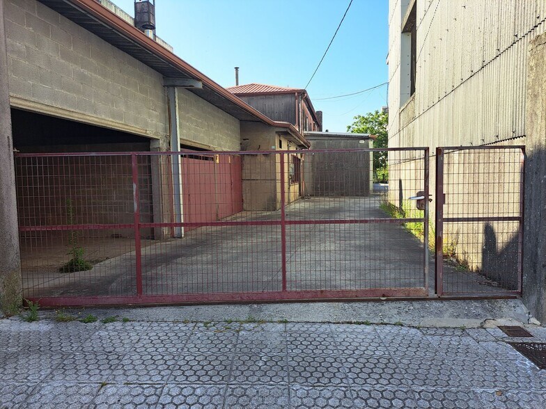 Local en A Estrada en alquiler - Foto del edificio - Imagen 2 de 43