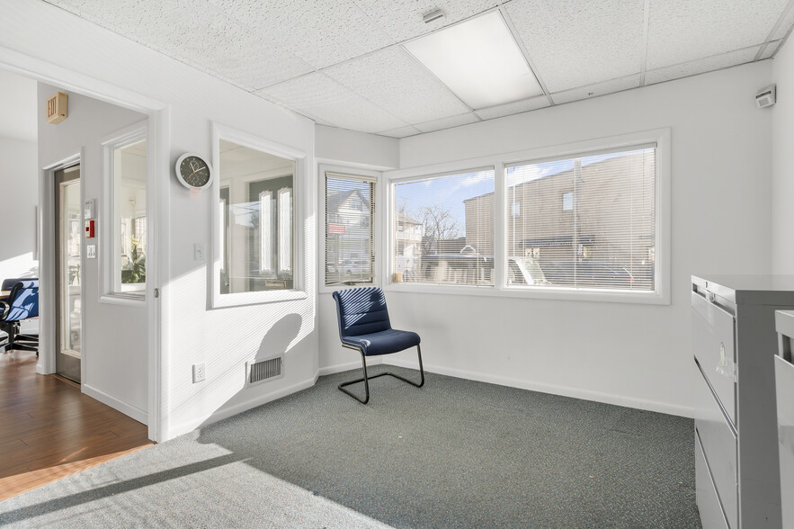 604 Halstead Ave, Mamaroneck, NY en venta - Foto del edificio - Imagen 2 de 20