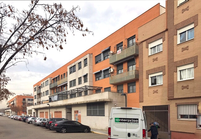Más detalles de Calle Espliego, 4, Azuqueca de Henares - Edificio residencial​ en venta