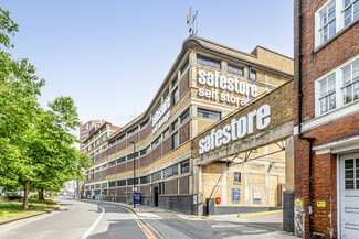 Más detalles de 23-26 Gillender St, London - Nave en alquiler