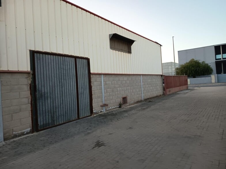 Nave en Móra la Nova, Tarragona en venta - Foto del edificio - Imagen 3 de 5