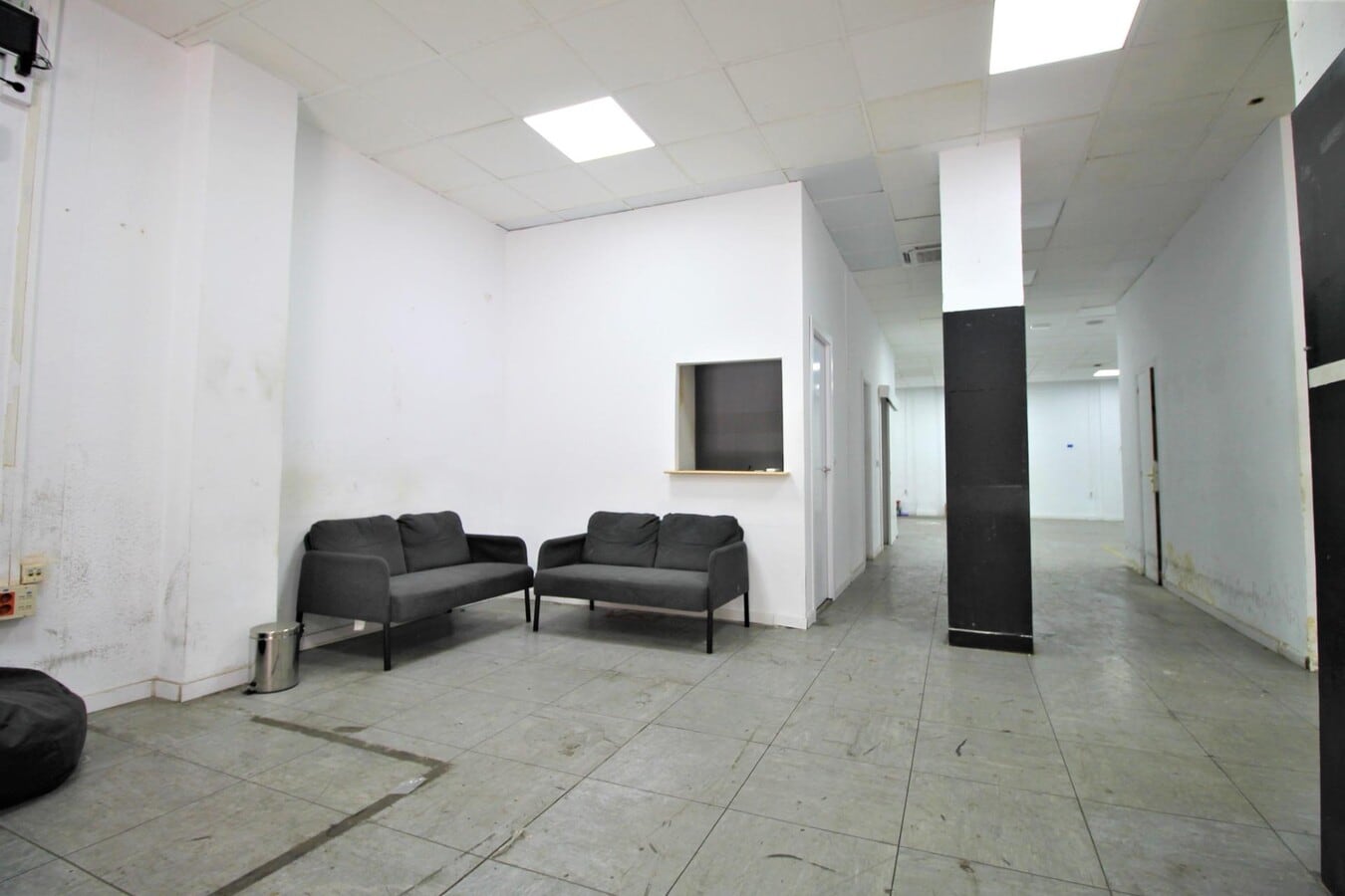 Madrid, MAD 28005 - - - Foto del interior - Image 2 of 13