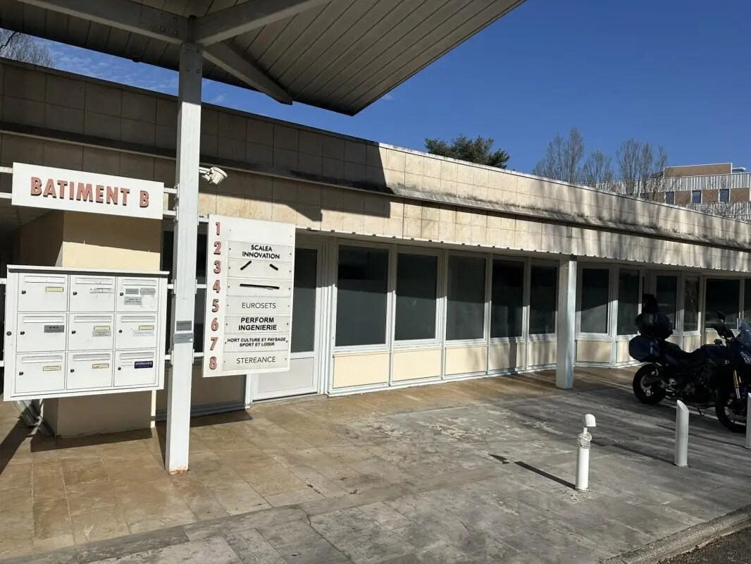 5 Chemin Du Jubin, Dardilly en alquiler Foto del edificio- Imagen 1 de 2