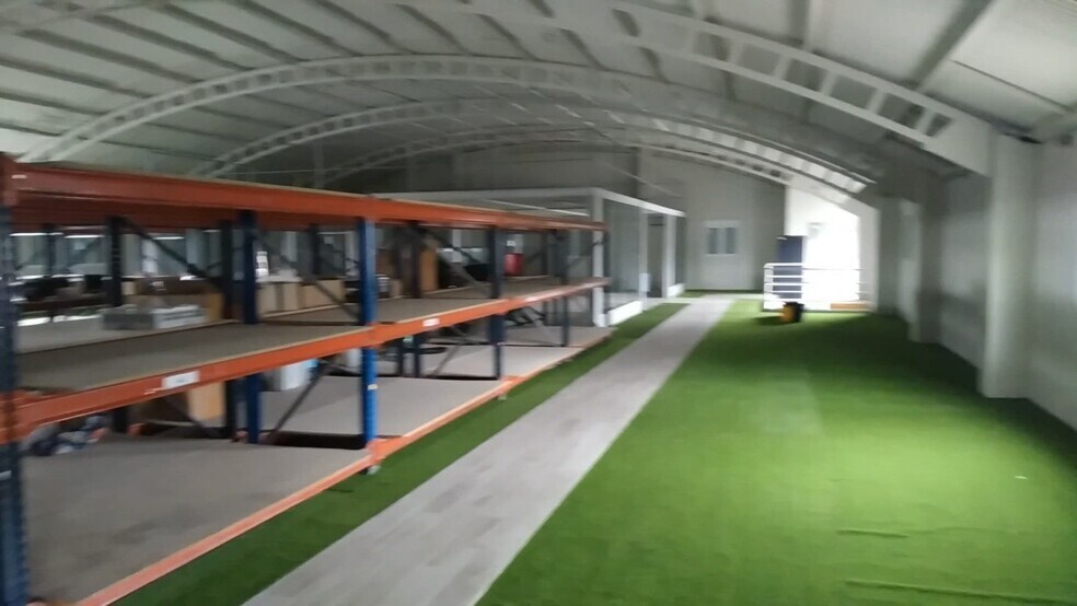 Calle Ramón y Cajal, 20, Leganés, Madrid en venta - Vídeo de anuncio comercial - Imagen 2 de 28