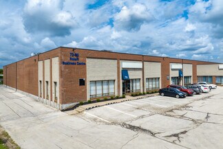 Más detalles de 72-80 Rolark Dr, Toronto, ON - Nave en alquiler