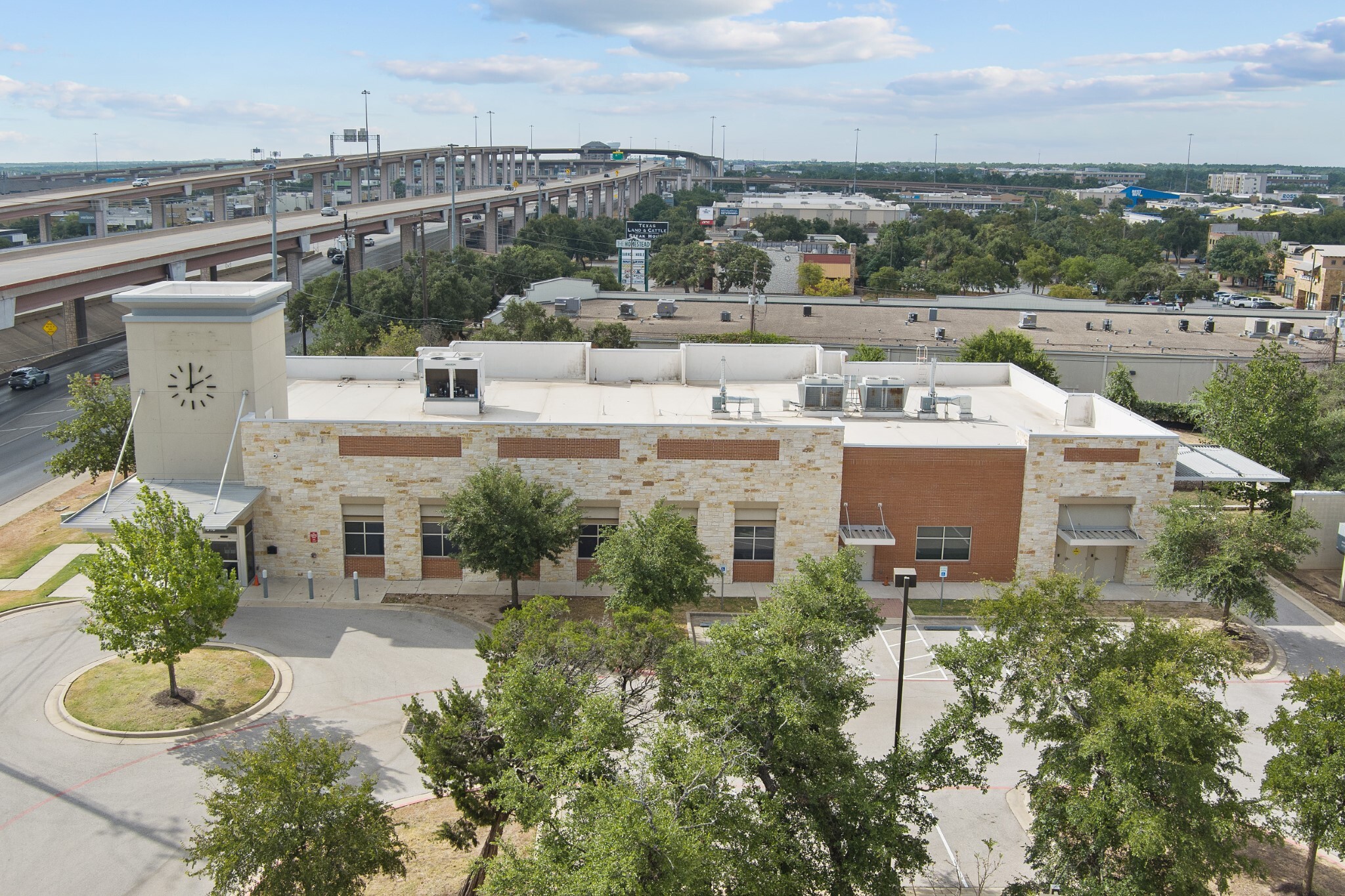 14016 N Highway 183, Austin, TX en alquiler Foto del edificio- Imagen 1 de 23