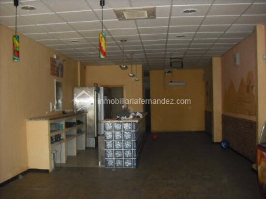 Local en Cáceres, Cáceres en venta - Foto del edificio - Imagen 3 de 5