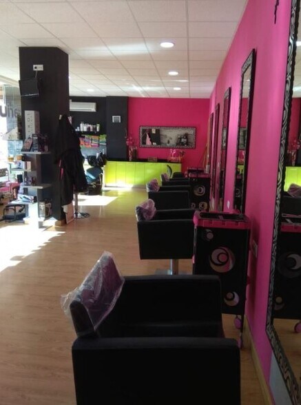 Local en Salamanca en venta - Foto del edificio - Imagen 2 de 4