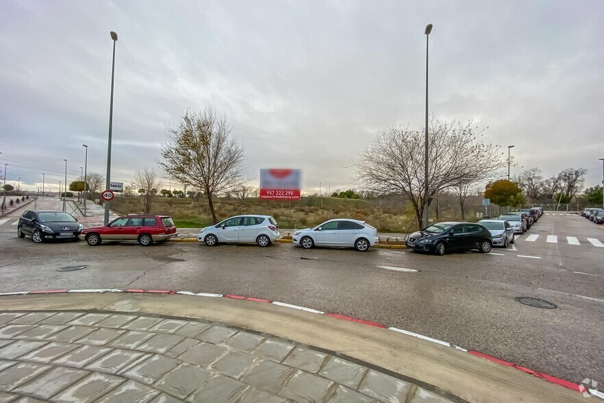 Terrenos en Madrid, MAD en venta - Foto del edificio - Imagen 1 de 3