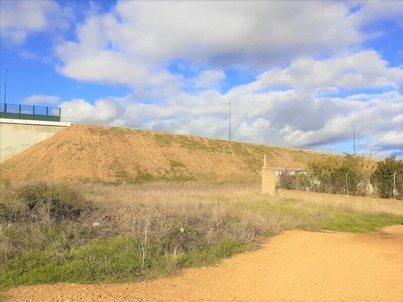 Calle la Pontona, 2, San Andrés del Rabanedo, León en venta - Foto del edificio - Imagen 3 de 7